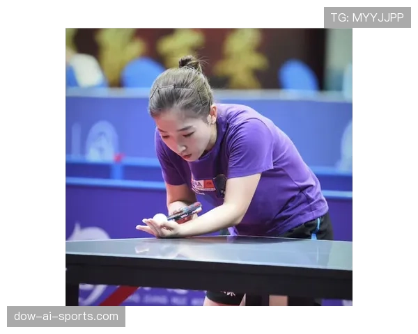 刘诗雯退役后每天五点起床练瑜伽，这自律谁懂啊